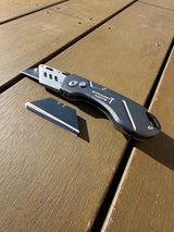 Straight Mate Knife with 10x Black Blades